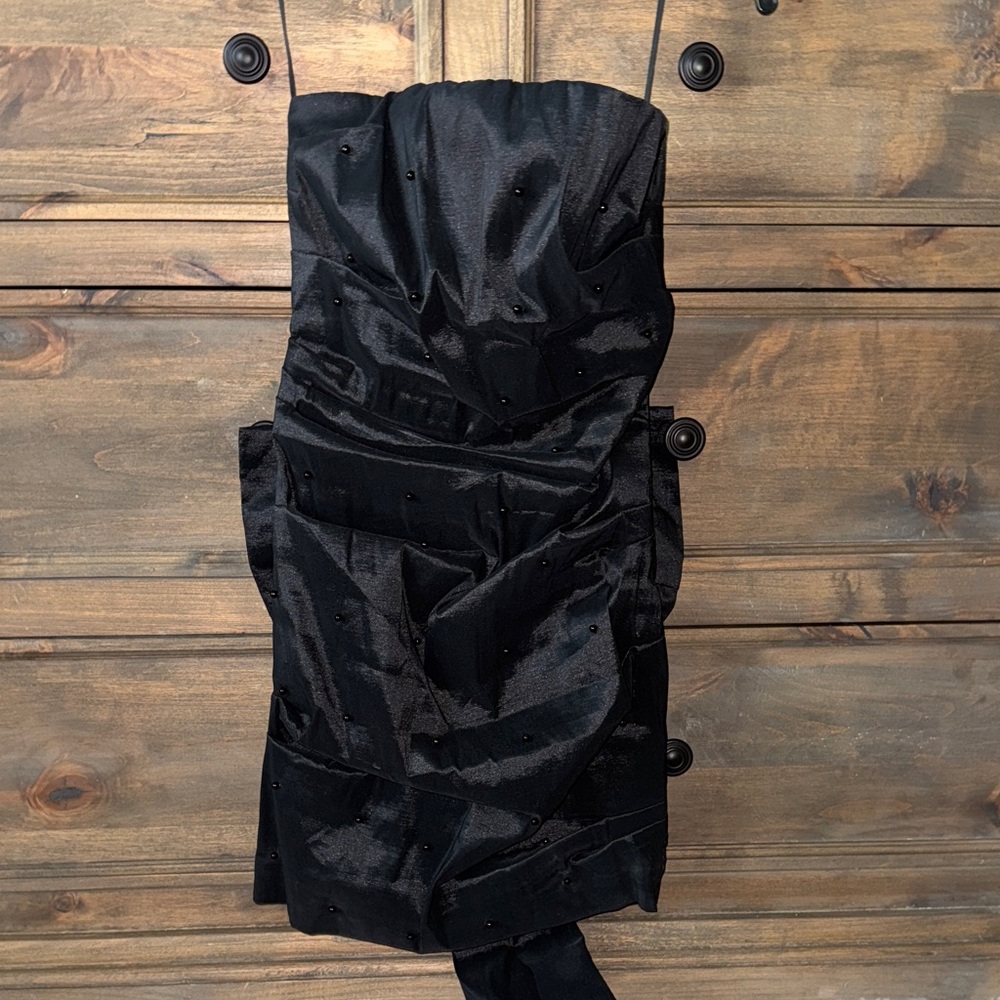 Elegant Black Strapless Mini Dress Homecoming